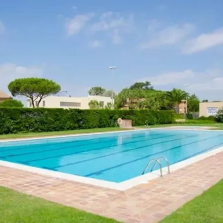 Apartamento A 10 Mts De La Playa Y Junto Al Golf De Pals Apartment *